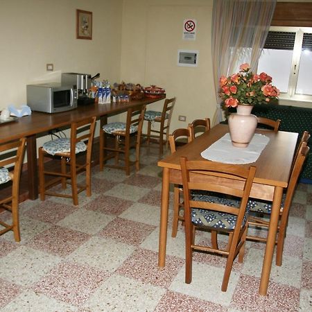 Salento Al Mare Panzió Taviano Kültér fotó